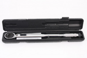 Ключ динамометрический механический 42-210 Н/м, 1/2" MATRIX