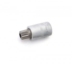 Головка со вставкой 1/2" SPLINE М16, длина 55мм ДЕЛО ТЕХНИКИ (с отверстием) Головка со вставкой 1/2" SPLINE М16, длина 55мм ДЕЛО ТЕХНИКИ (с отверстием)