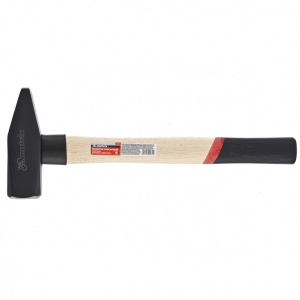 Молоток 1,5 кг слесарный с деревянной рукояткой MATRIX