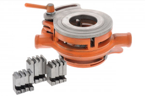 Набор клуппов 1/2"-3/4",1"-1 1/4",1 1/2"-2", три комплекта резцов