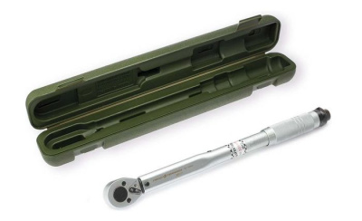 Ключ динамометрический 3/8" 20-110Нм, пласт.кейс ДЕЛО ТЕХНИКИ