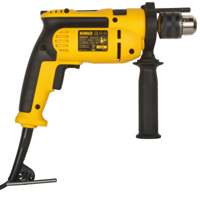 Дрель ударная DeWalt DWD024