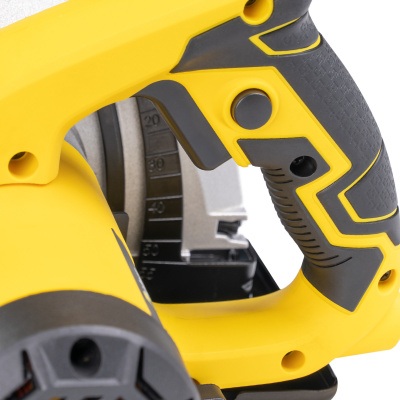 Пила циркулярная KOLNER KCS 165/1400 165мм 1400Вт