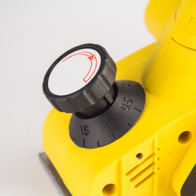 Рубанок электрический KOLNER KEP 900М