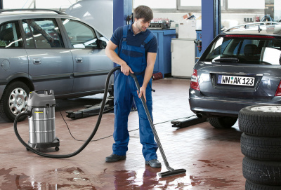 Пылесос хозяйственный KARCHER NT 38/1 Me Classic