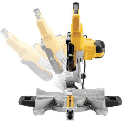 Пила торцовочная по дереву DeWALT  DWS774-QS