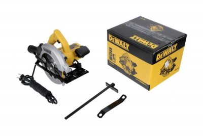 Пила циркулярная DeWALT DWE550-QS